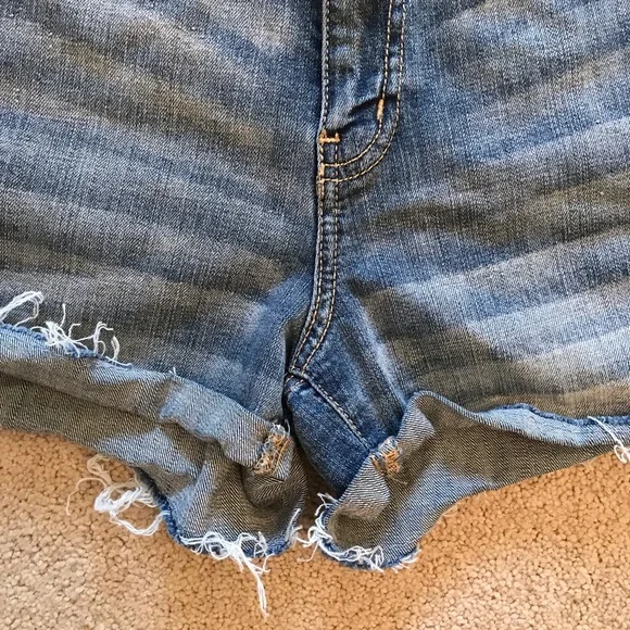 Aeropostale High Waist Denim Shorts Womens Size 6 Raw Frayed Hem Blue - Picture 10 of 13